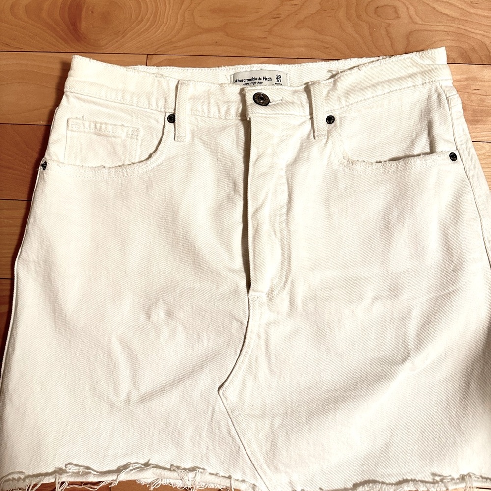Abercrombie and Fitch white denim skirt - worn twice!!